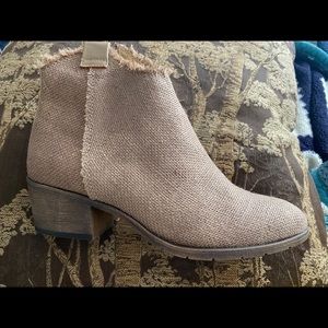 Women’s Uma Ankle Boots